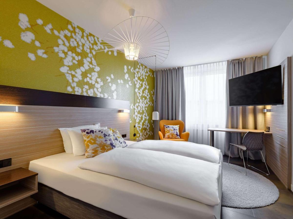 Mercure Hotel Stuttgart Герлинген Екстериор снимка