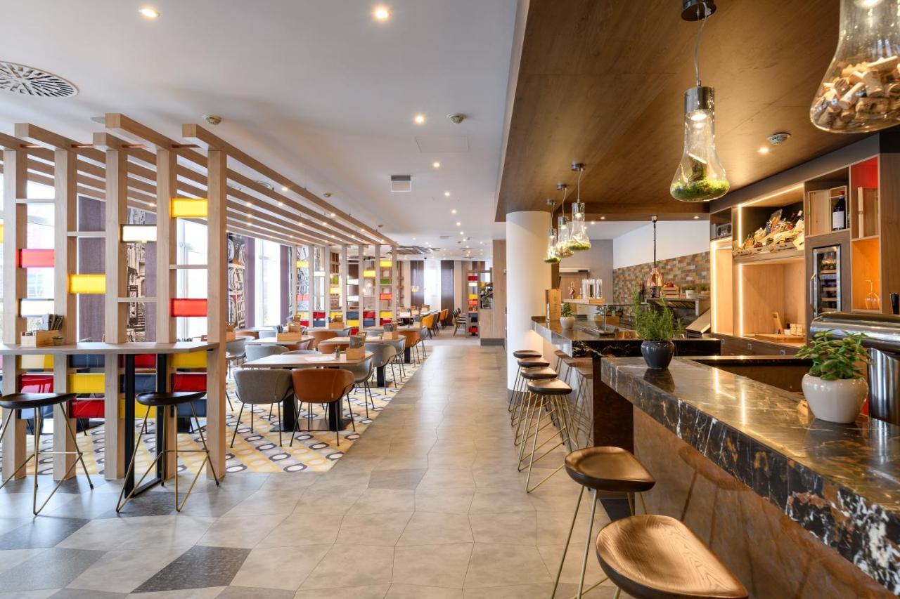 Mercure Hotel Stuttgart Герлинген Екстериор снимка