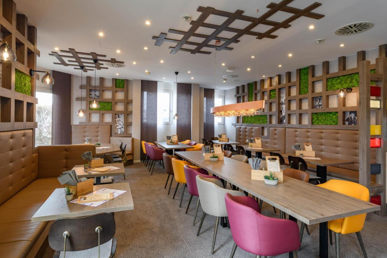 Mercure Hotel Stuttgart Герлинген Екстериор снимка