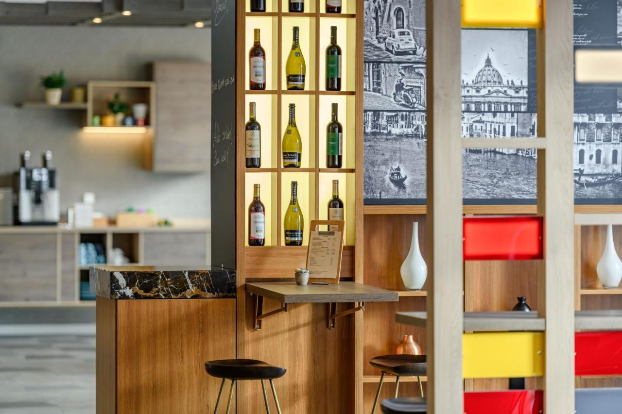 Mercure Hotel Stuttgart Герлинген Екстериор снимка